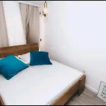 Sustina Apartment *
