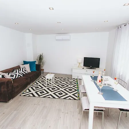 Apartment Sustina