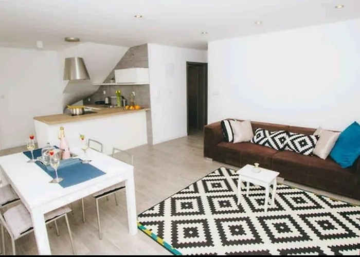 Sustina דירה Tribalj